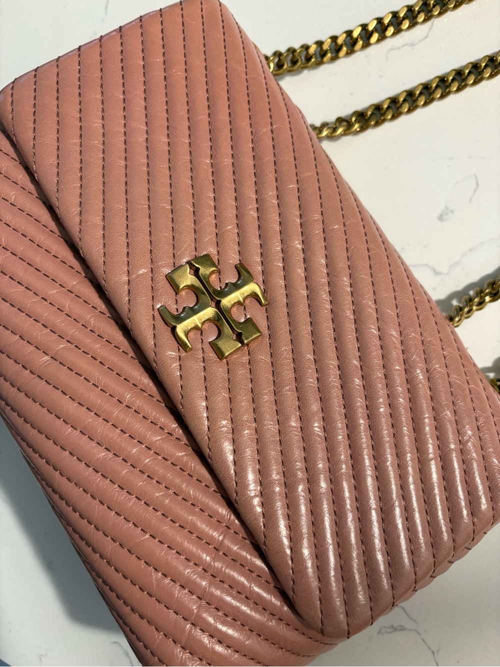 EUC Tory Burch LG Kira in distressed leather - Picture 5 of 15